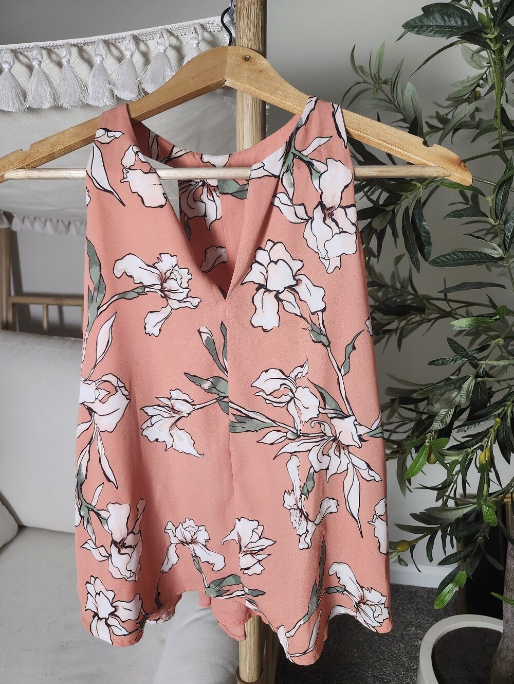 LOFT Peach Floral Sleeveless Blouse Size XXS